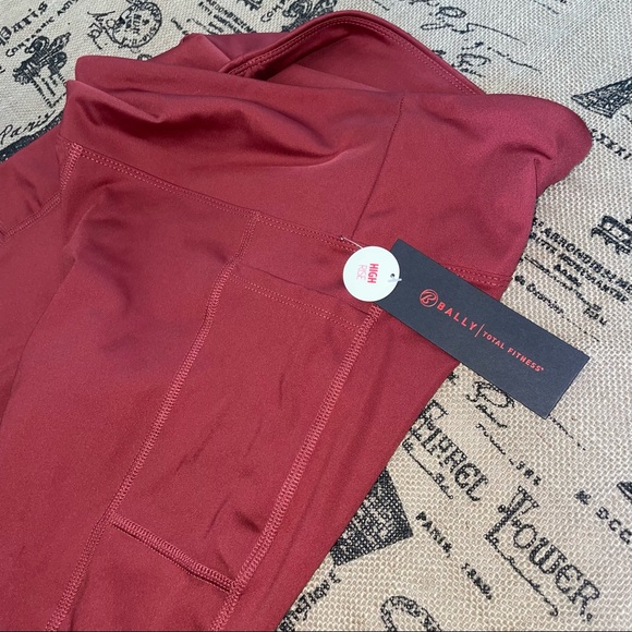 Bally Total Fitness NWT! Active Red High Rise Pocket Ankle Legging Size XL - Picture 6 of 14
